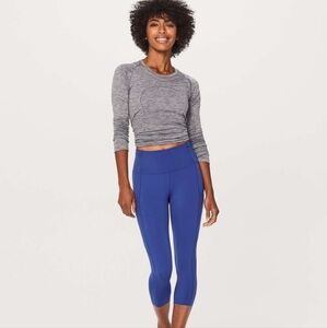 Lululemon Fast & Free Crop II *Nulux 19"Psychic Size 8